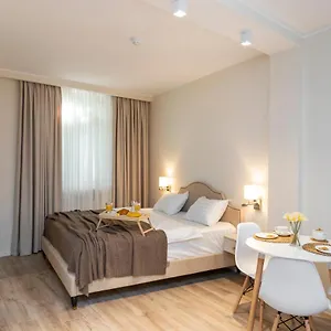 https://pomegranat-in-old-tbilisi.alltbilisihotels.com