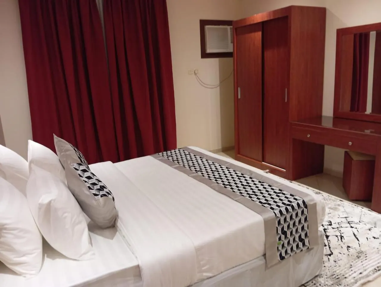 Apartment طيف العزيزية للشقق الفندقية Medina Saudi Arabia